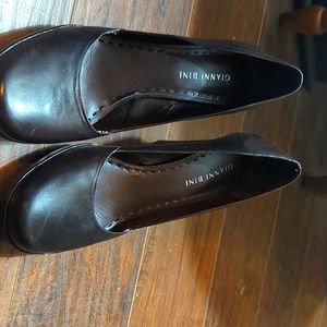 Size 8 Gianni Bini Leather Shoes